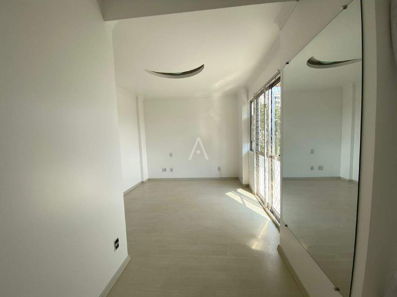 Apartamento para à venda no Bairro CENTRO em CASCAVEL: