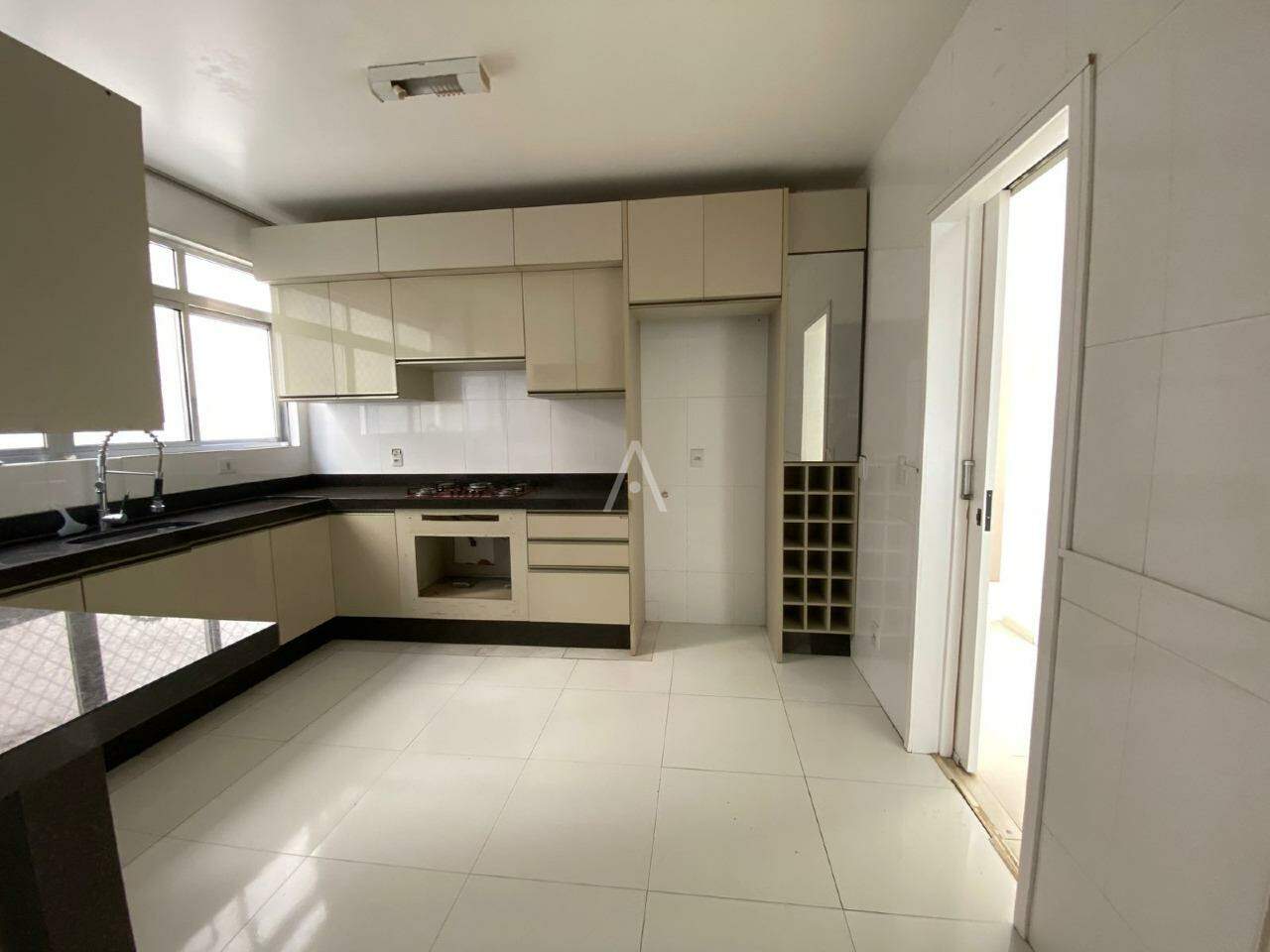 Apartamento para à venda no Bairro CENTRO em CASCAVEL: