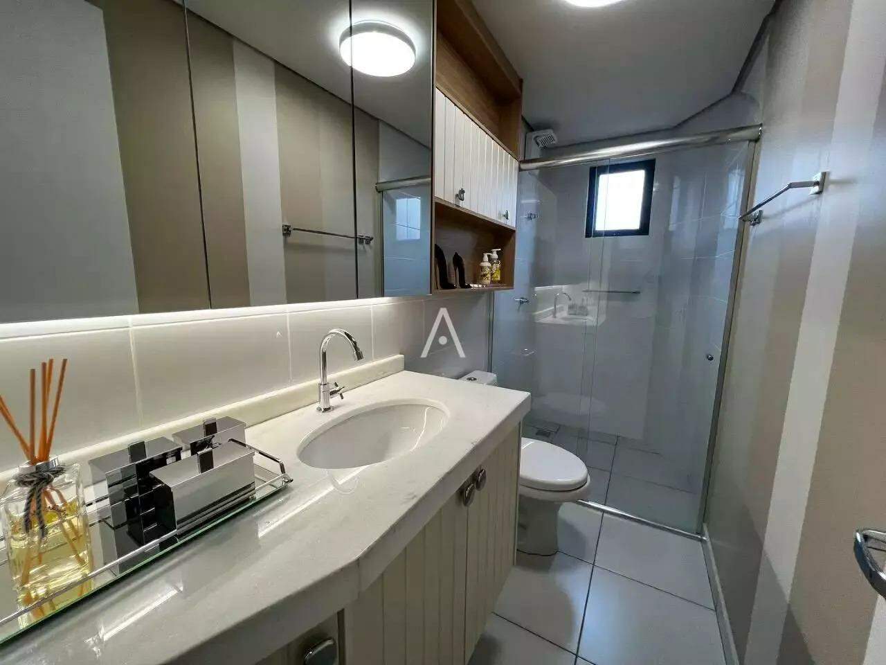 Apartamento para à venda no Bairro Pioneiros Catarinenses em CASCAVEL: