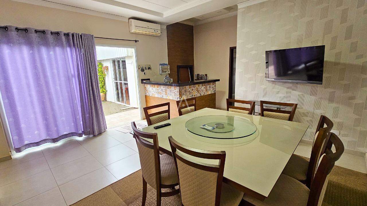 Sobrado para para aluguel no Bairro JARDIM SANTA MARIA em TOLEDO: 