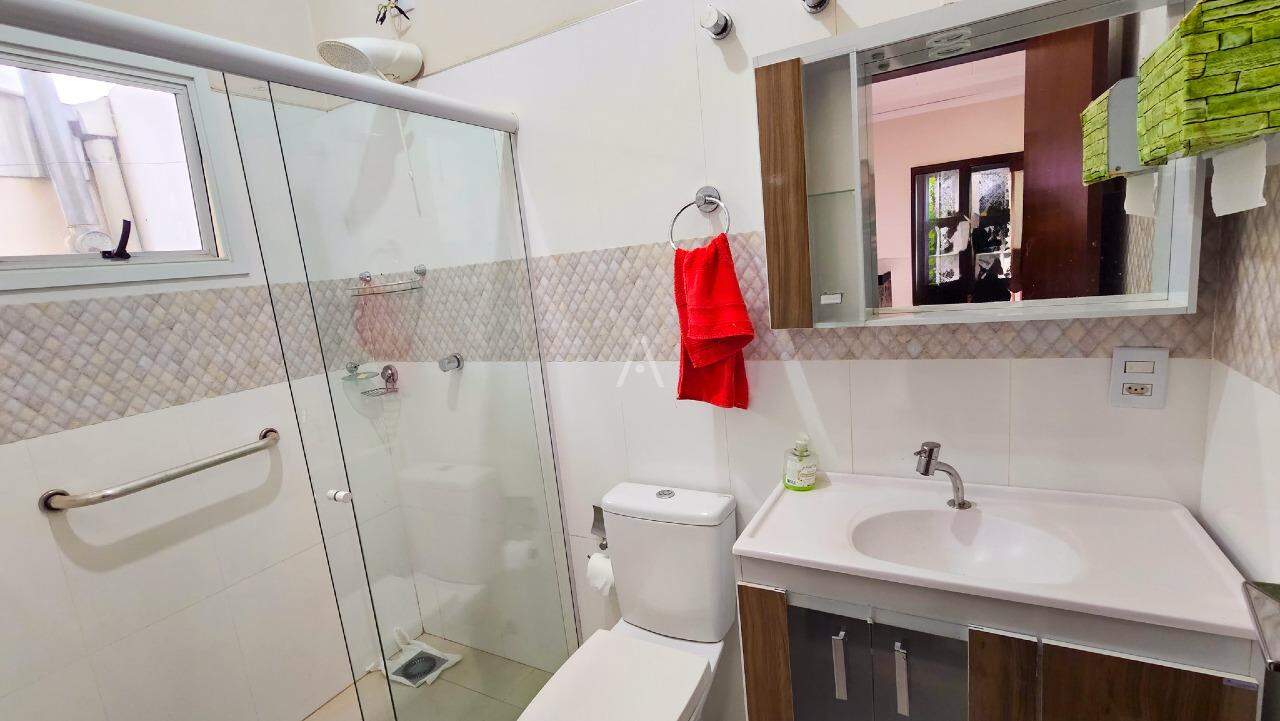 Sobrado para para aluguel no Bairro JARDIM SANTA MARIA em TOLEDO: 