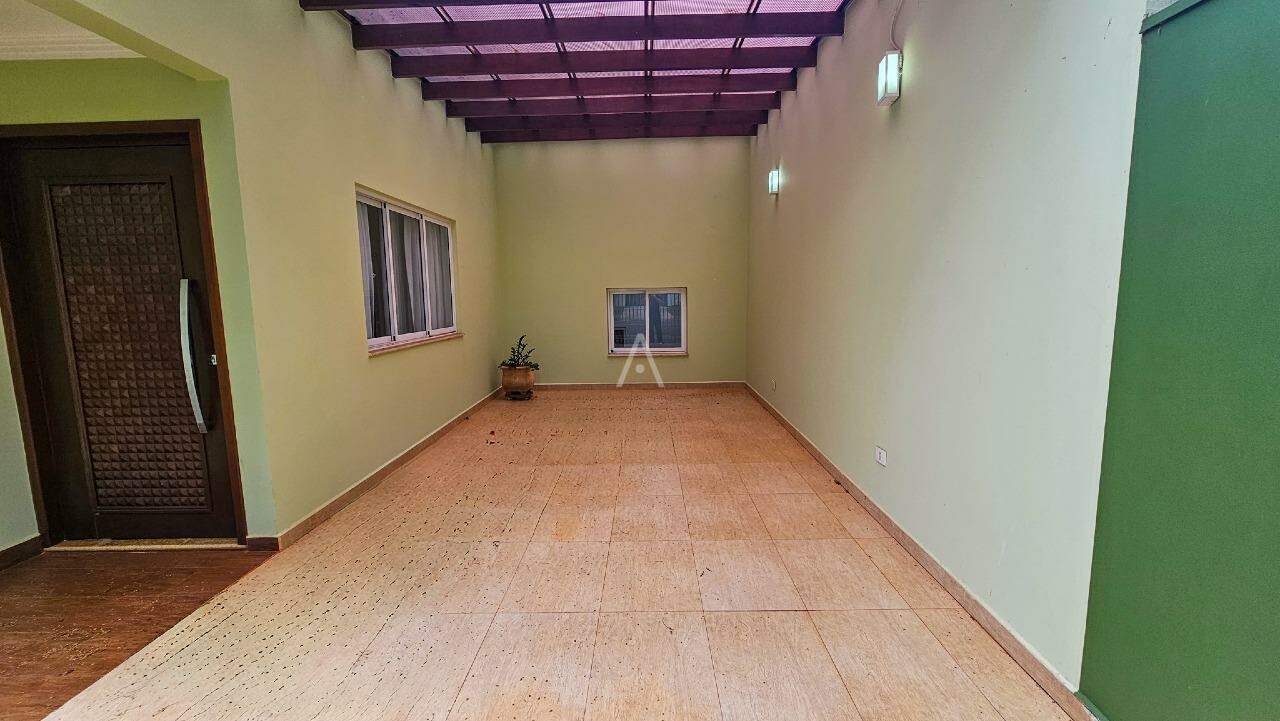 Sobrado para para aluguel no Bairro JARDIM SANTA MARIA em TOLEDO: