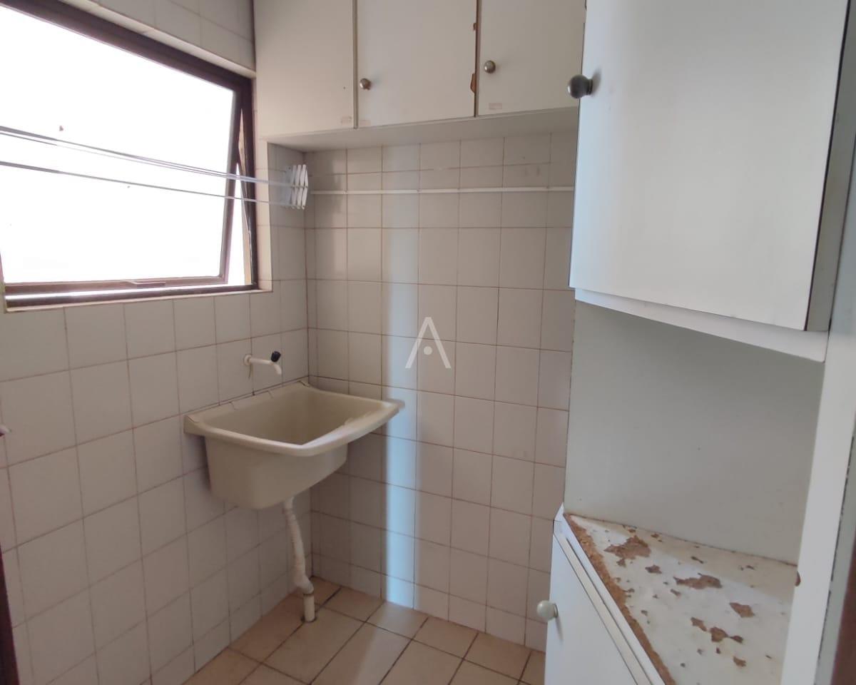Apartamento para à venda no Bairro CENTRO em TOLEDO: 