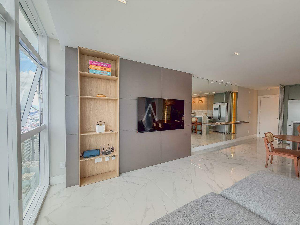Apartamento para à venda no Bairro CENTRO em BALNEARIO CAMBORIU: 