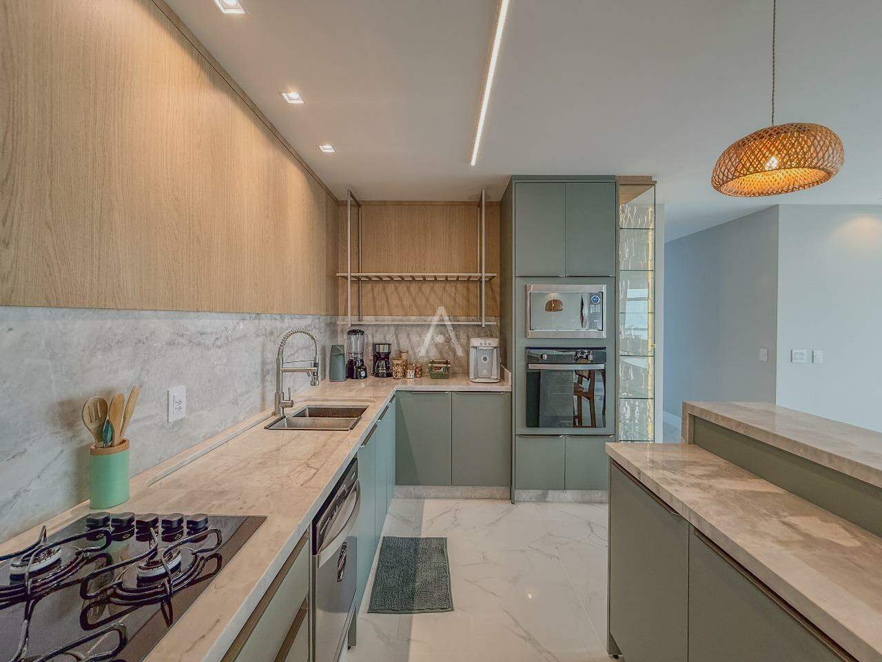 Apartamento para à venda no Bairro CENTRO em BALNEARIO CAMBORIU: 
