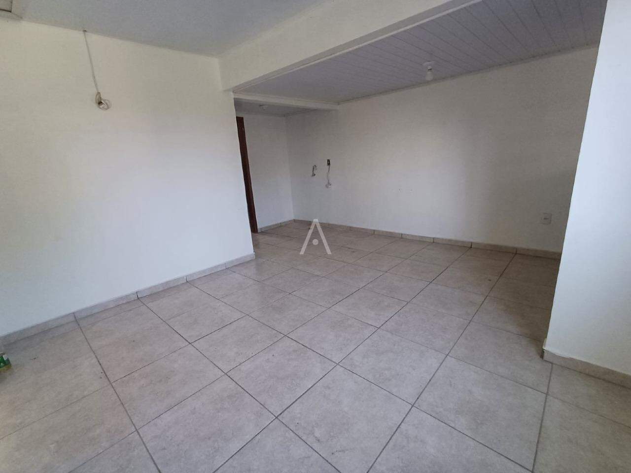 Casa Residencial para para aluguel no Bairro PERIOLO em CASCAVEL: