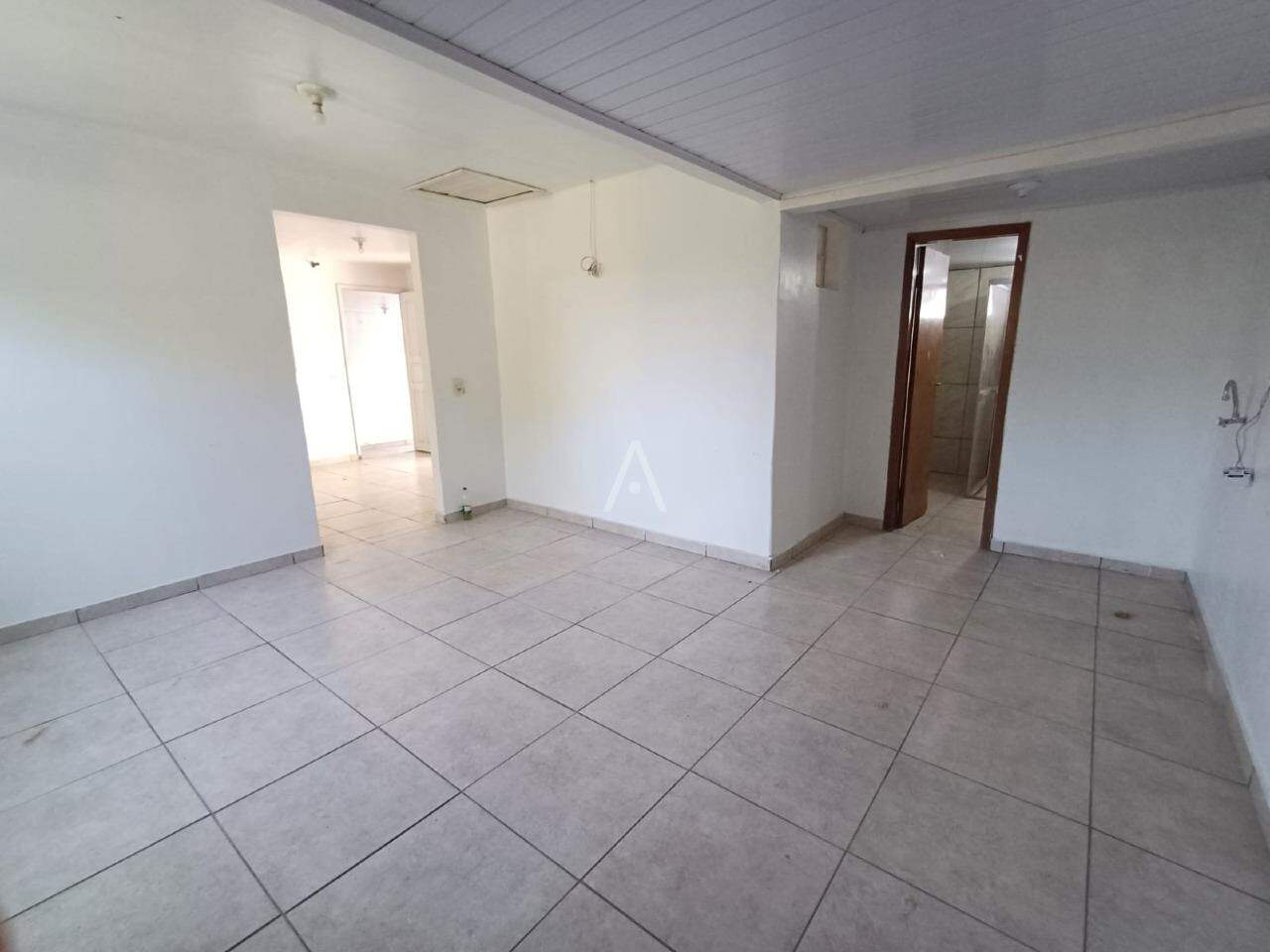Casa Residencial para para aluguel no Bairro PERIOLO em CASCAVEL: