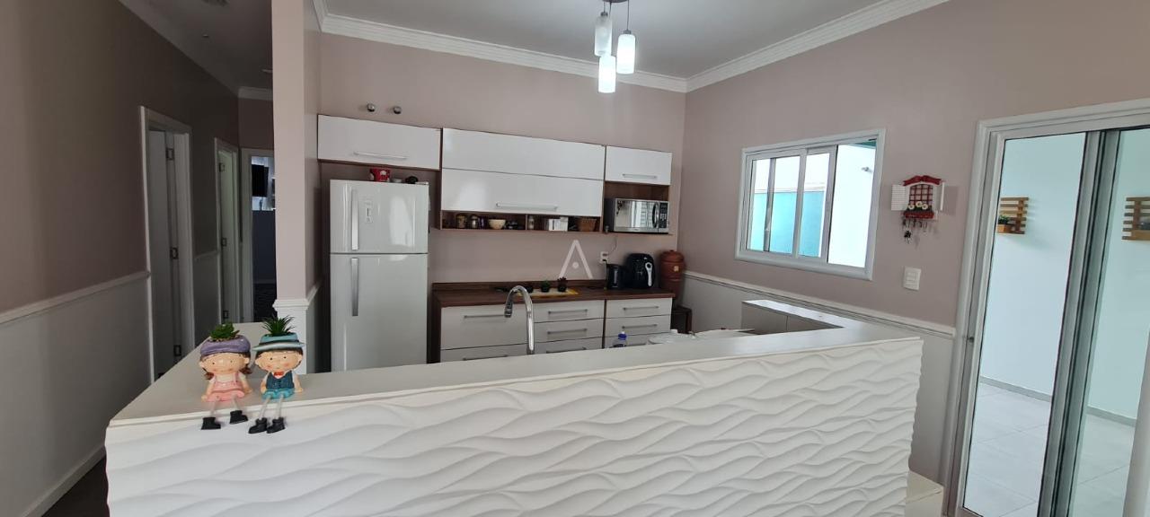 Casa Residencial para à venda no Bairro JARDIM PANCERA em TOLEDO: 