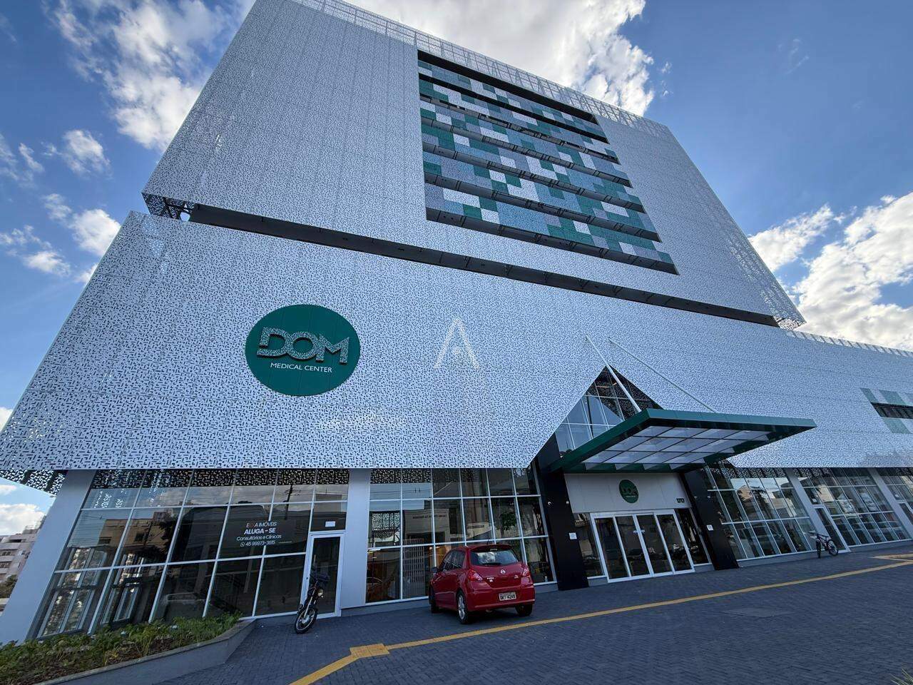 Sala Comercial para para aluguel no Bairro CENTRO em CASCAVEL: FACHADA
