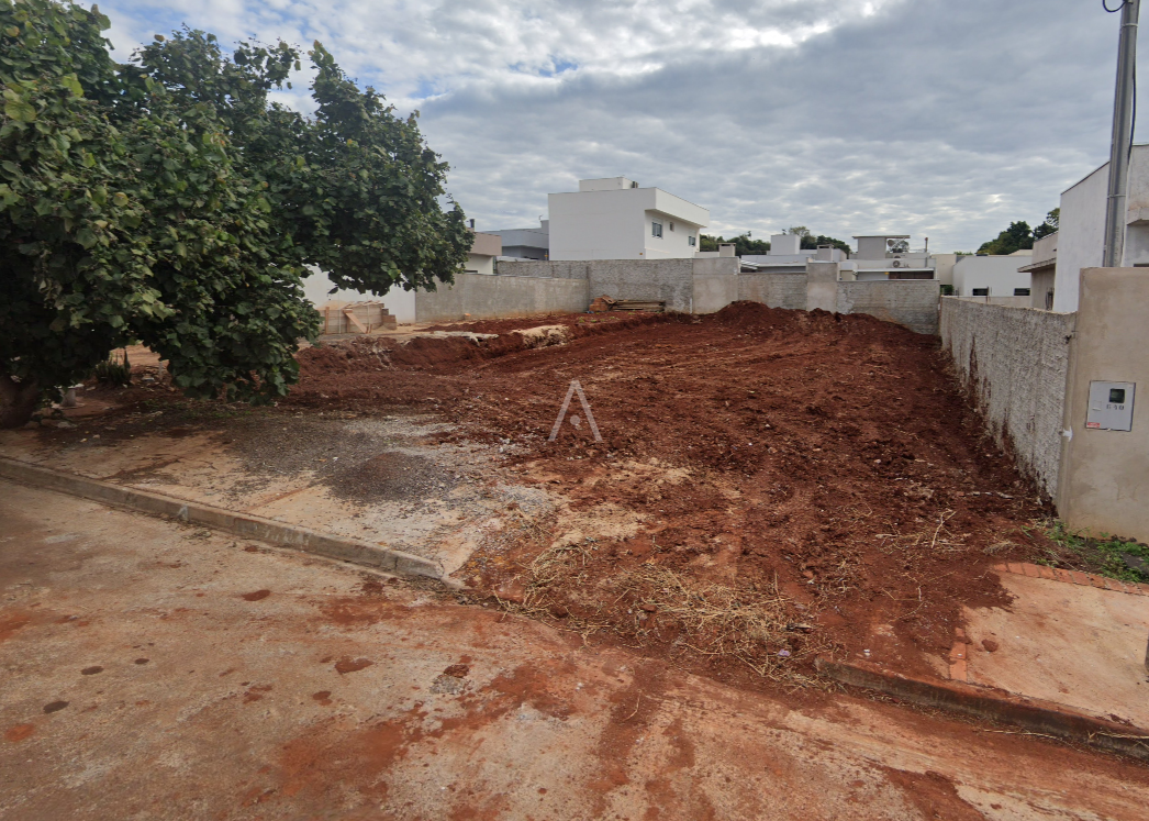 Terreno para à venda no Bairro JARDIM PANCERA em TOLEDO: 