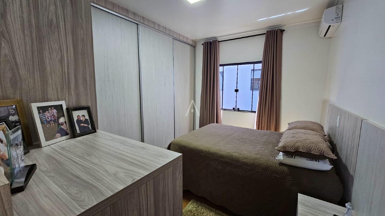 Casa Residencial para à venda no Bairro JARDIM GISELA em TOLEDO: 