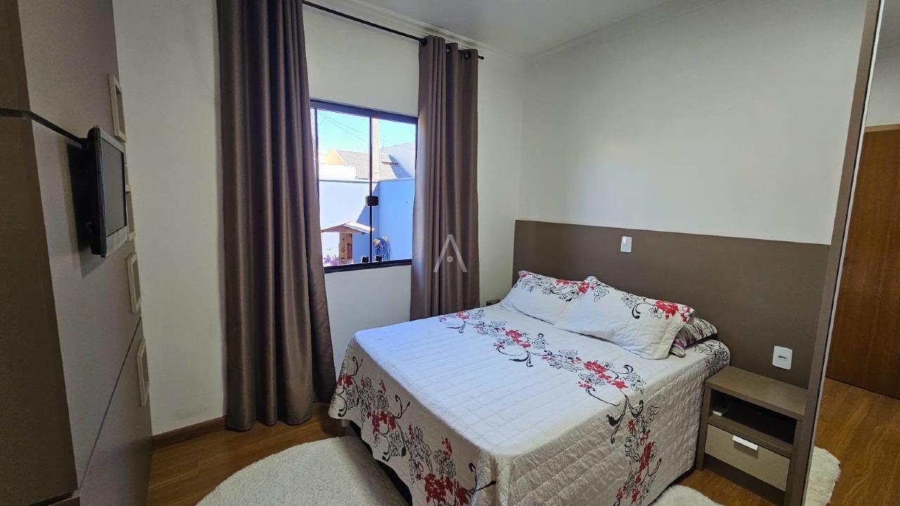 Casa Residencial para à venda no Bairro JARDIM GISELA em TOLEDO: 