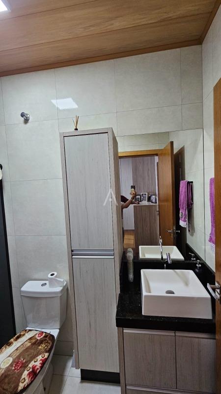 Casa Residencial para à venda no Bairro JARDIM GISELA em TOLEDO: 