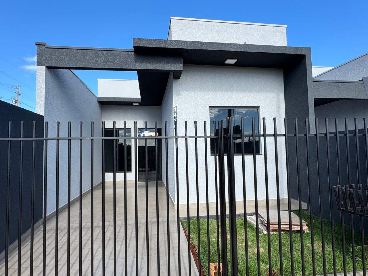 Casa Residencial para à venda no Bairro JARDIM PANORAMA em TOLEDO: 
