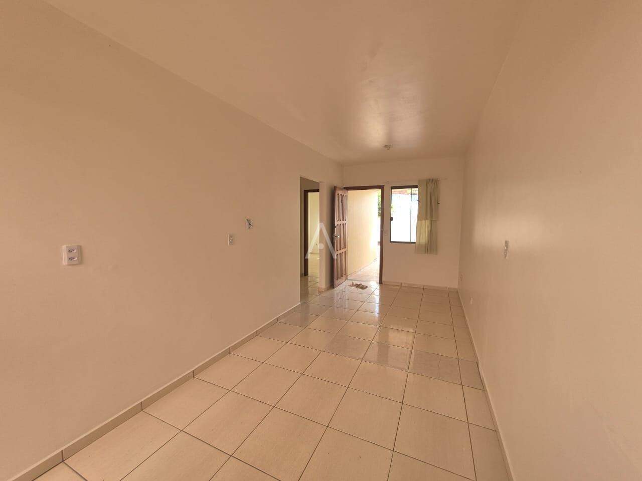 Casa Residencial para para aluguel no Bairro SANTA CRUZ em CASCAVEL: 