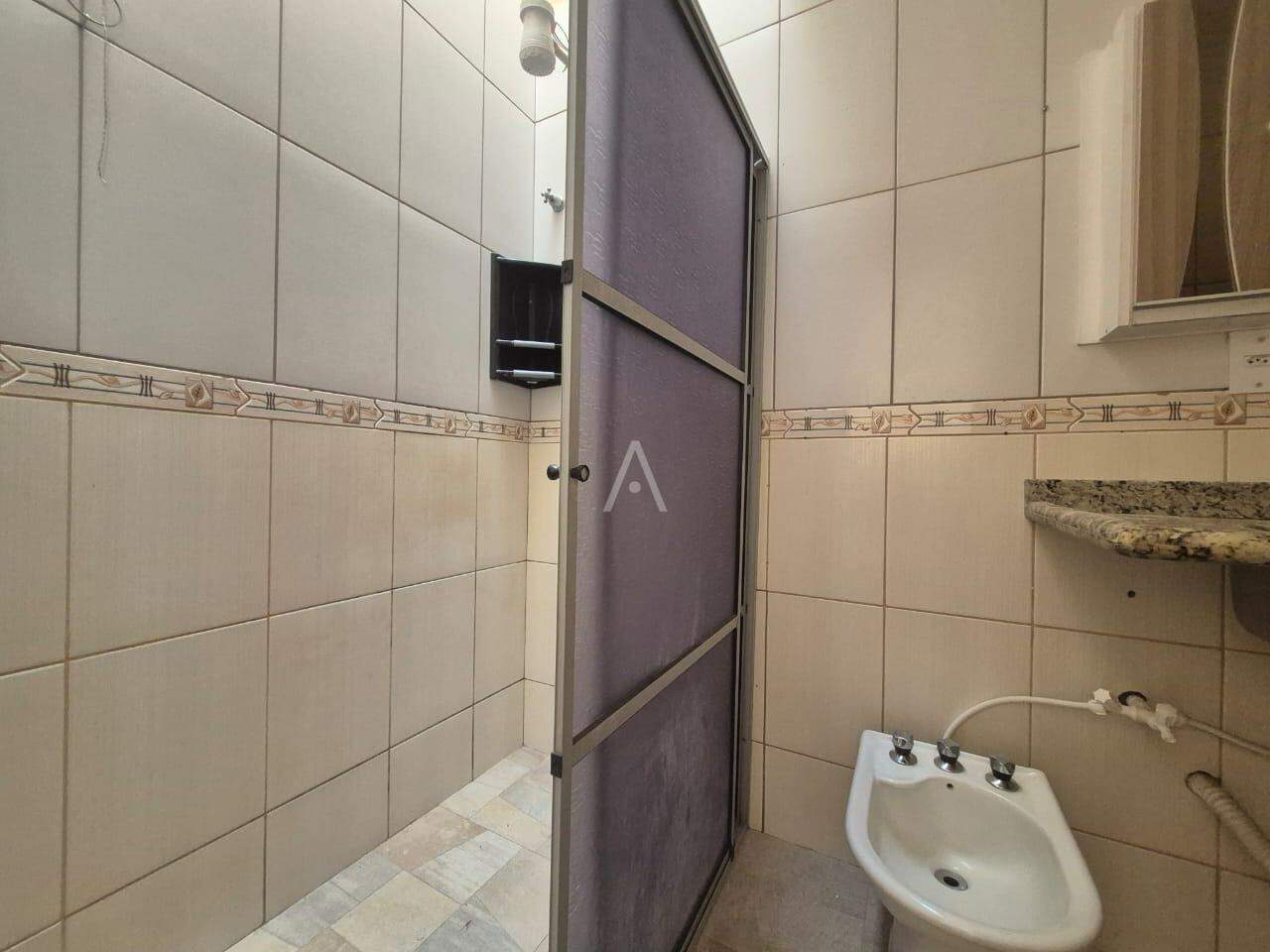 Casa Residencial para para aluguel no Bairro SANTA CRUZ em CASCAVEL: