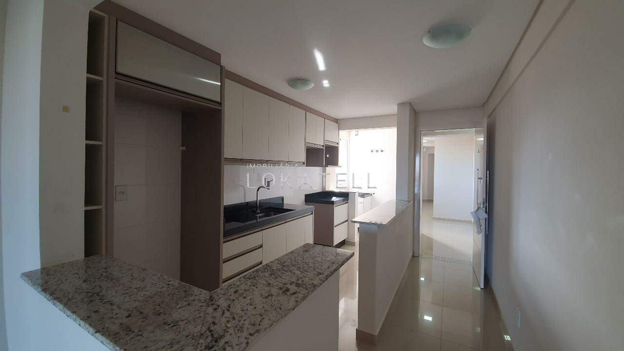 Apartamento para à venda no Bairro CENTRO em CASCAVEL: COZINHA