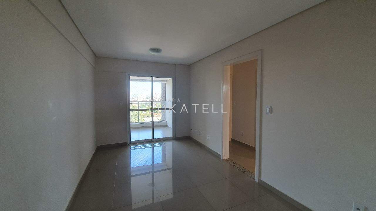 Apartamento para à venda no Bairro CENTRO em CASCAVEL: SALA