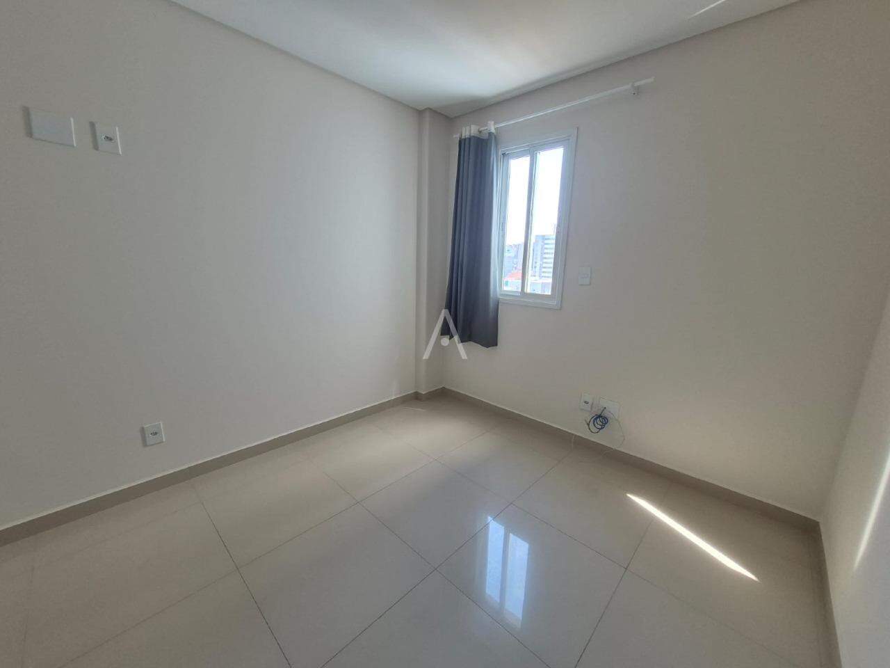 Apartamento para à venda no Bairro CENTRO em CASCAVEL: QUARTO 1