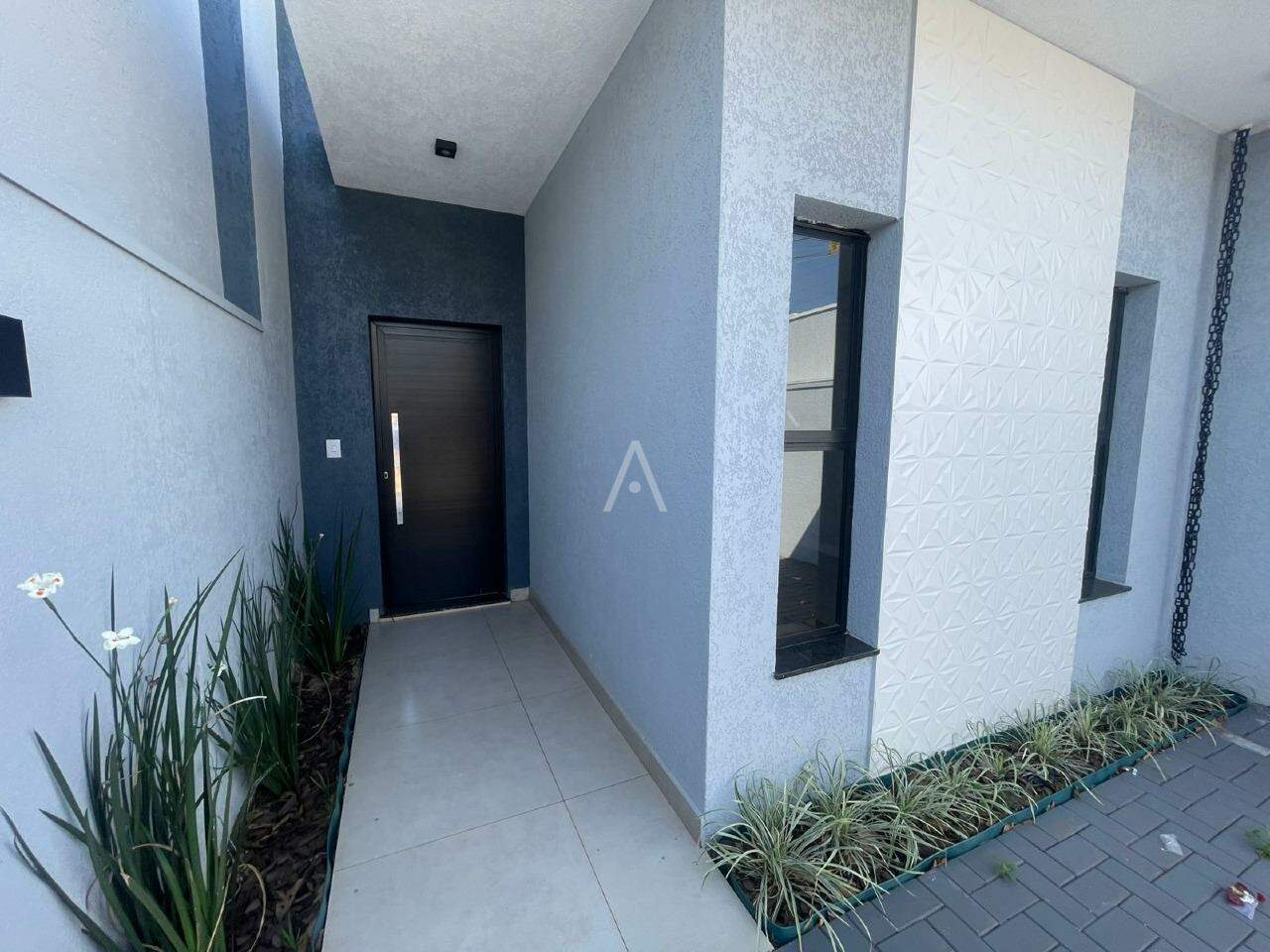 Casa Residencial para à venda no Bairro ESMERALDA em CASCAVEL: 