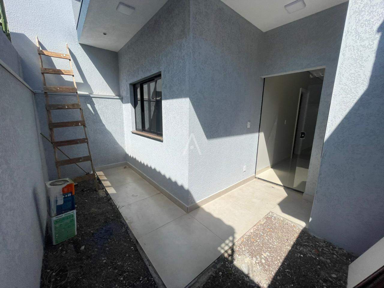 Casa Residencial para à venda no Bairro ESMERALDA em CASCAVEL: 