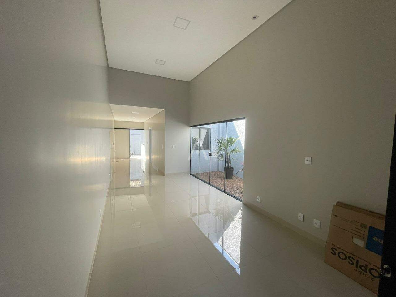 Casa Residencial para à venda no Bairro ESMERALDA em CASCAVEL: 