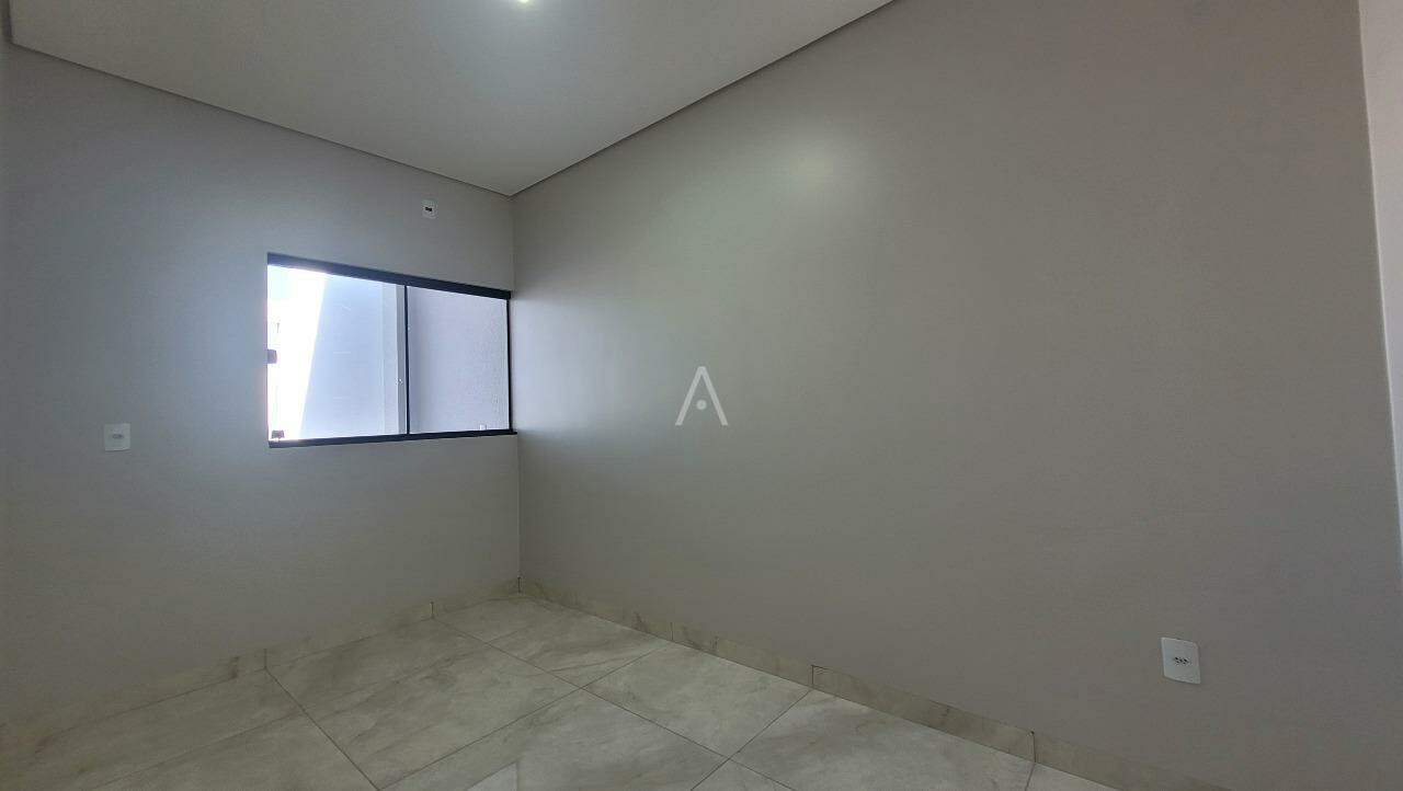 Casa Residencial para à venda no Bairro JARDIM COOPAGRO em TOLEDO: 