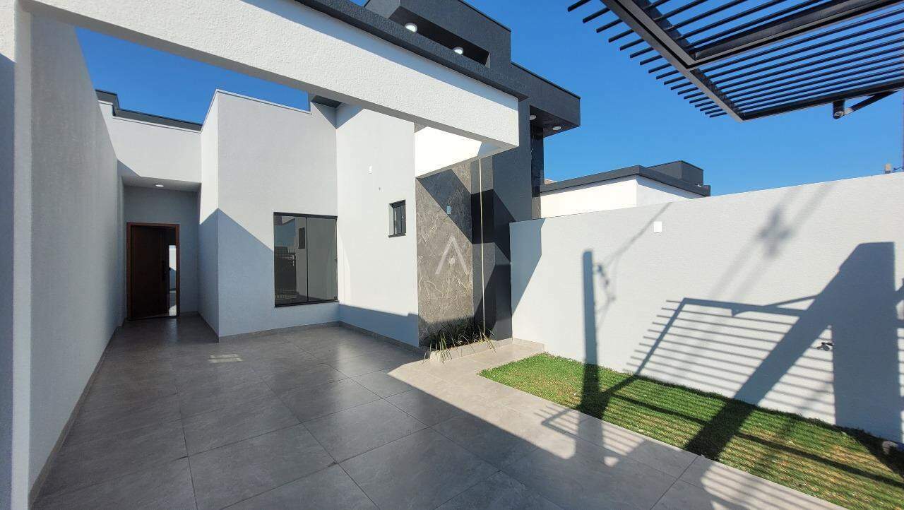 Casa Residencial para à venda no Bairro JARDIM COOPAGRO em TOLEDO: 