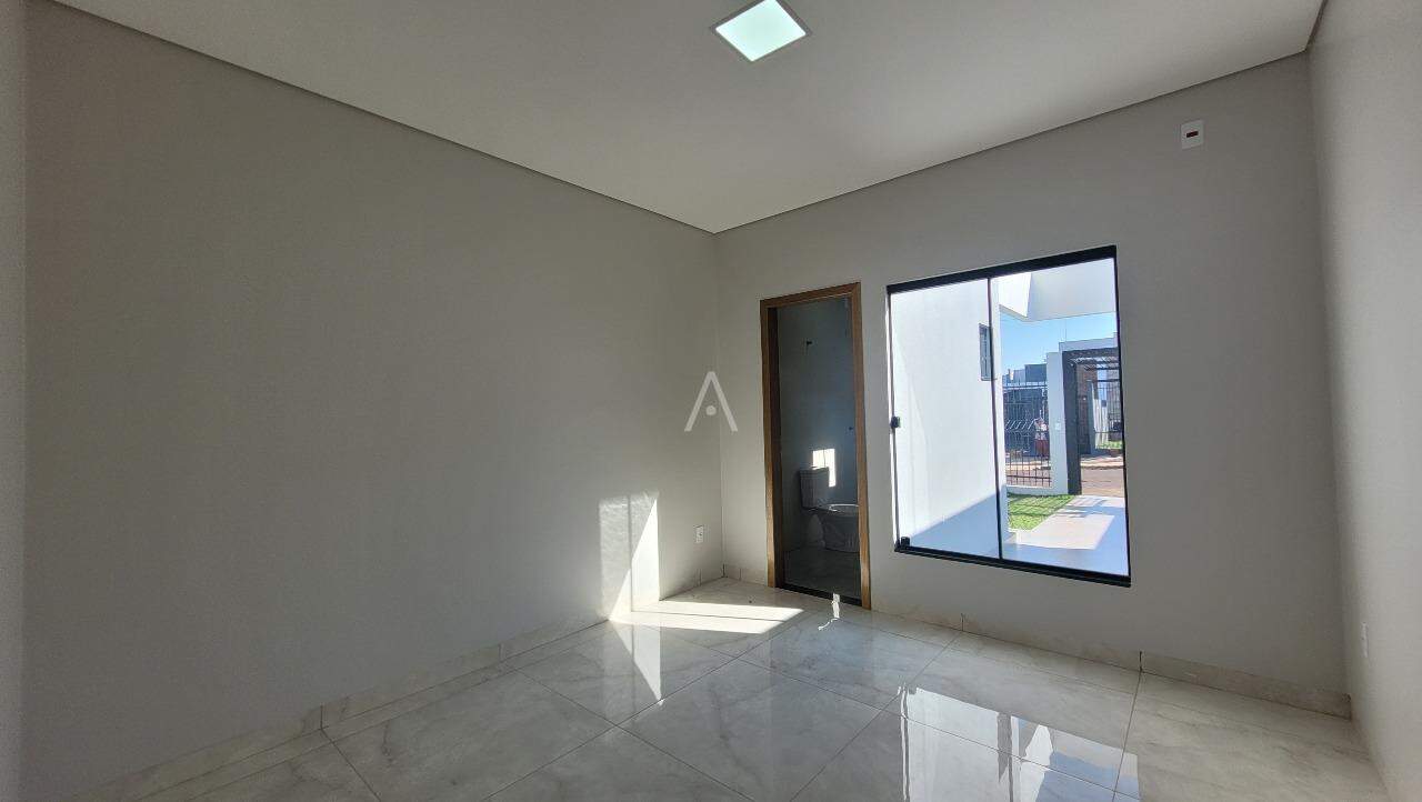 Casa Residencial para à venda no Bairro JARDIM COOPAGRO em TOLEDO: