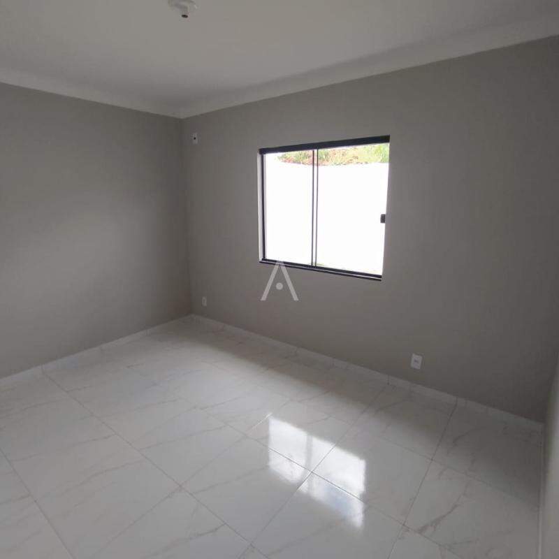 Casa Residencial para à venda no Bairro LOTEAMENTO VR em SANTA TEREZA DO OESTE: 