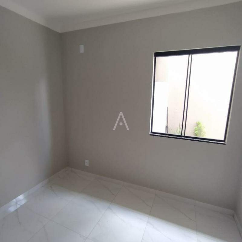 Casa Residencial para à venda no Bairro LOTEAMENTO VR em SANTA TEREZA DO OESTE: 