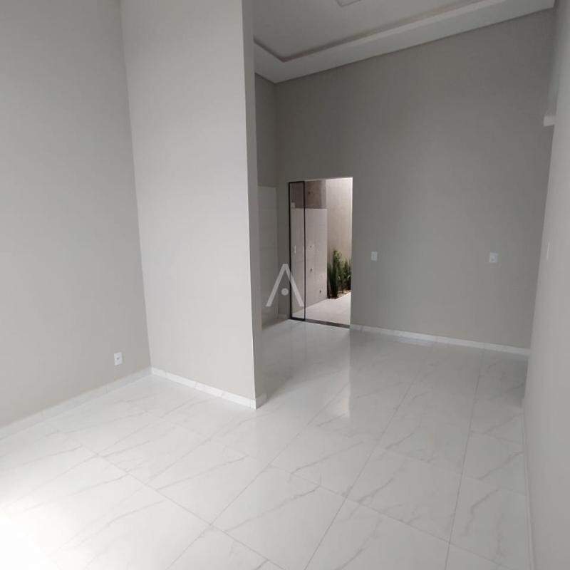 Casa Residencial para à venda no Bairro LOTEAMENTO VR em SANTA TEREZA DO OESTE: 