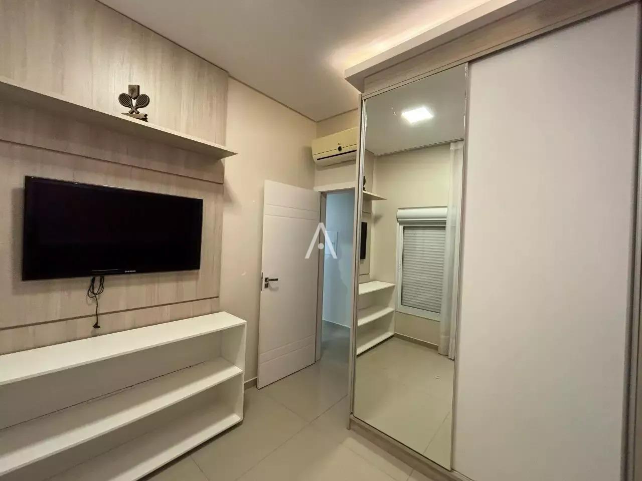 Sobrado para à venda no Bairro ALTO ALEGRE em CASCAVEL: 