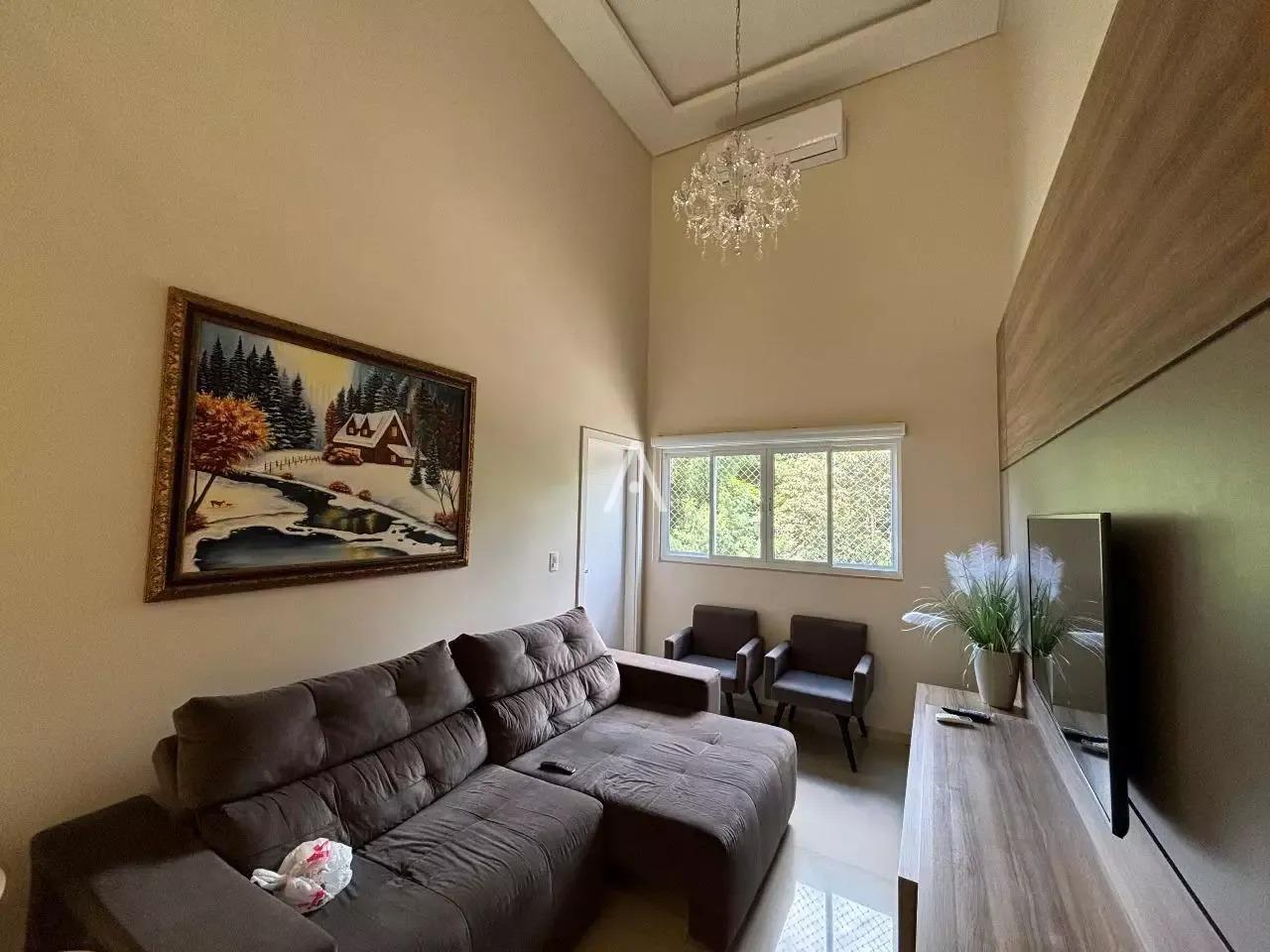 Sobrado para à venda no Bairro ALTO ALEGRE em CASCAVEL: 