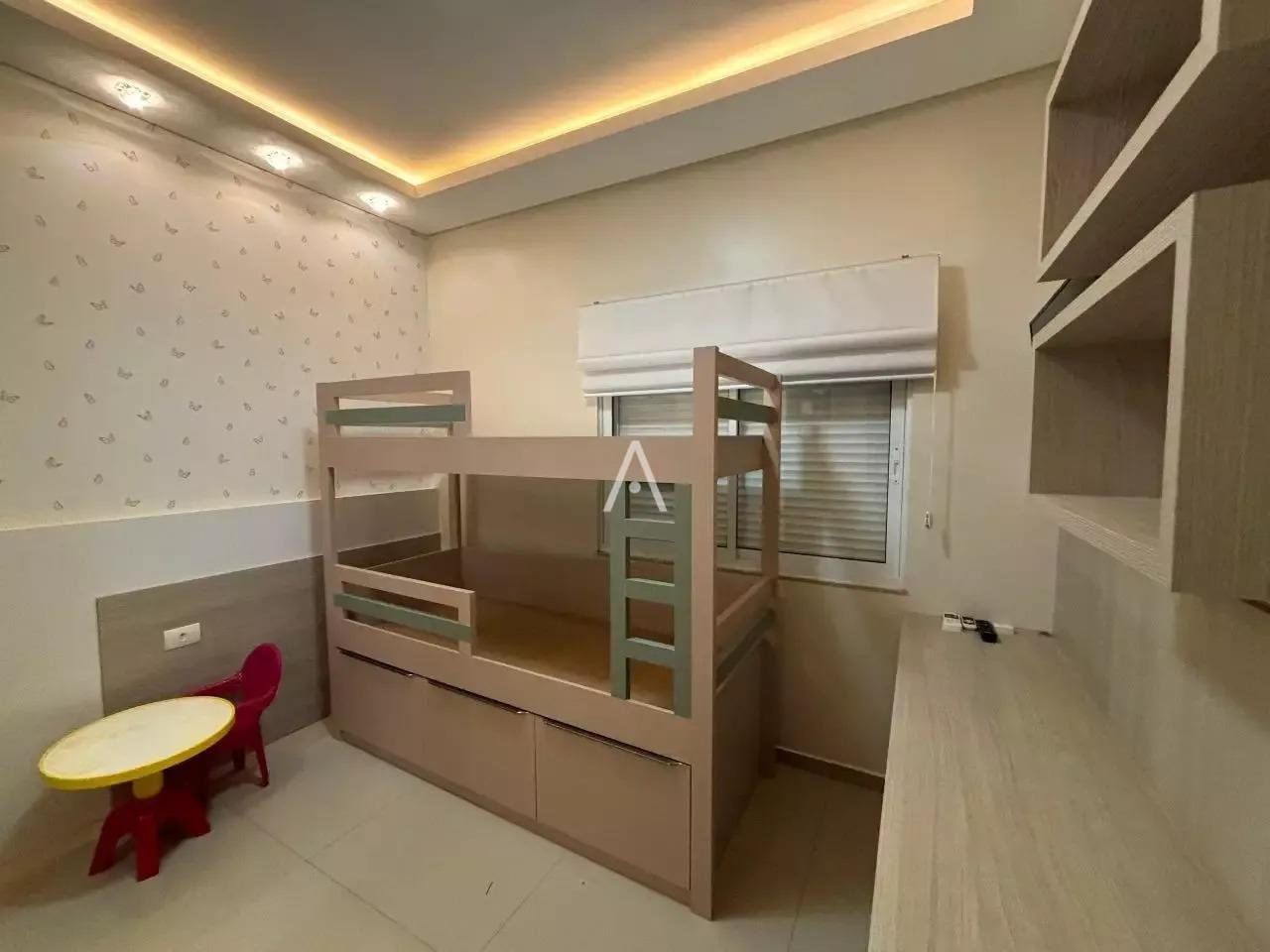 Sobrado para à venda no Bairro ALTO ALEGRE em CASCAVEL: 