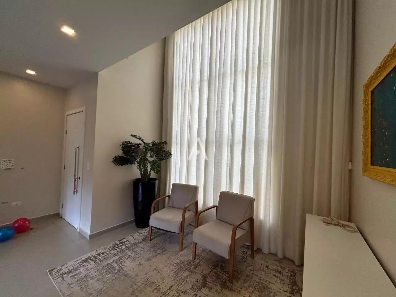 Sobrado para à venda no Bairro ALTO ALEGRE em CASCAVEL: 