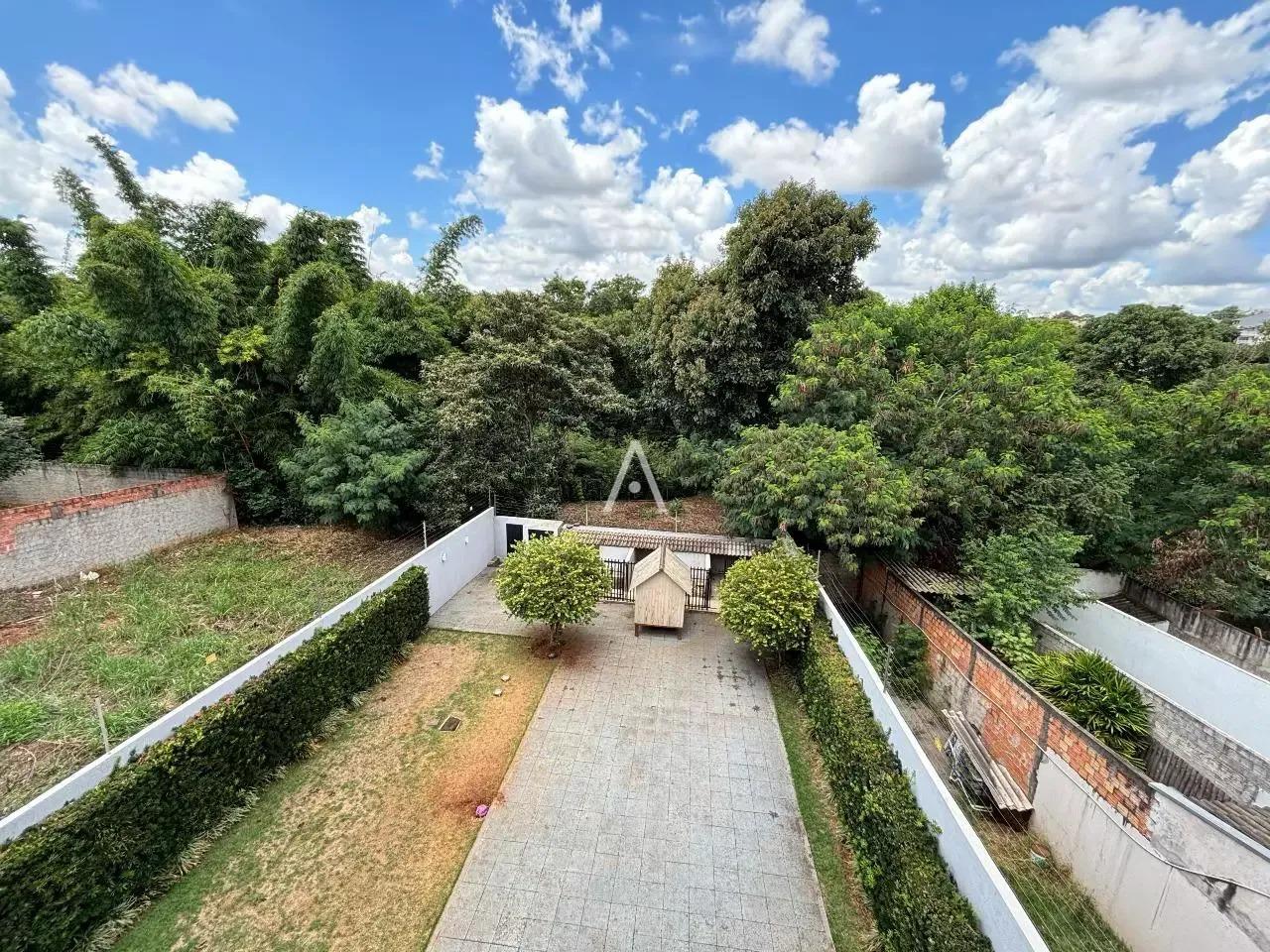 Sobrado para à venda no Bairro ALTO ALEGRE em CASCAVEL: 