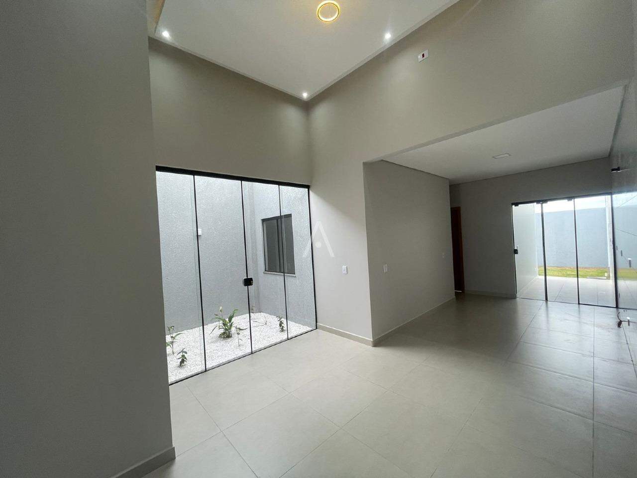 Casa Residencial para à venda no Bairro 14 DE NOVEMBRO em CASCAVEL: 