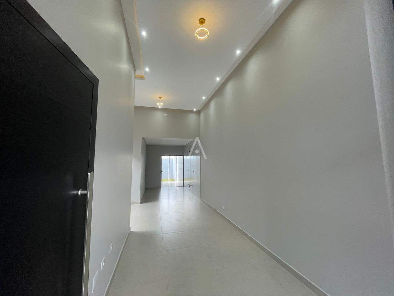 Casa Residencial para à venda no Bairro 14 DE NOVEMBRO em CASCAVEL: 