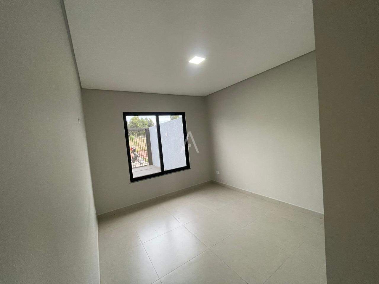 Casa Residencial para à venda no Bairro 14 DE NOVEMBRO em CASCAVEL: 