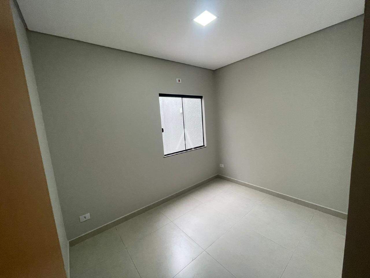 Casa Residencial para à venda no Bairro 14 DE NOVEMBRO em CASCAVEL: 
