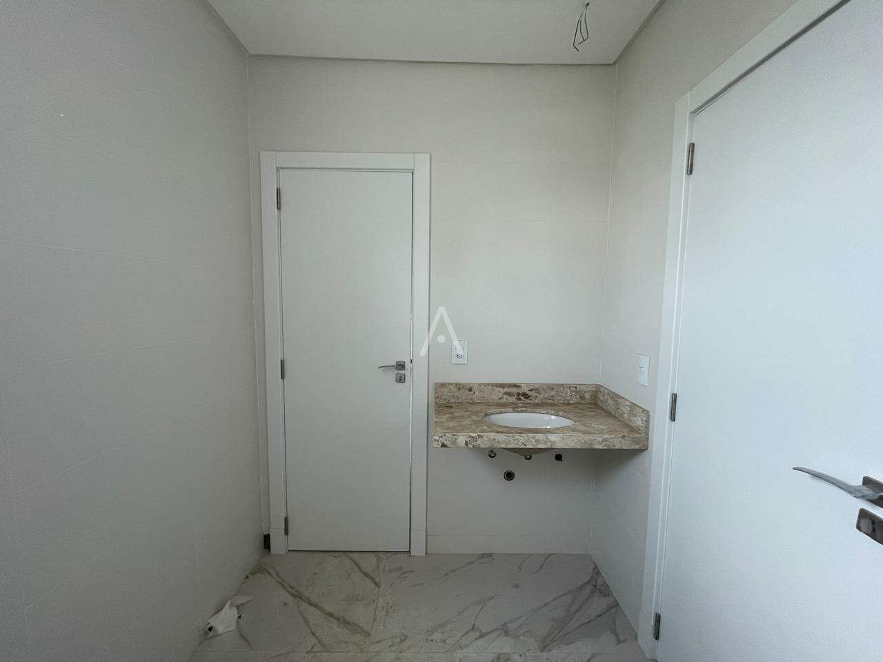 Apartamento para à venda no Bairro COUNTRY em CASCAVEL: BWC - Demi Suítes