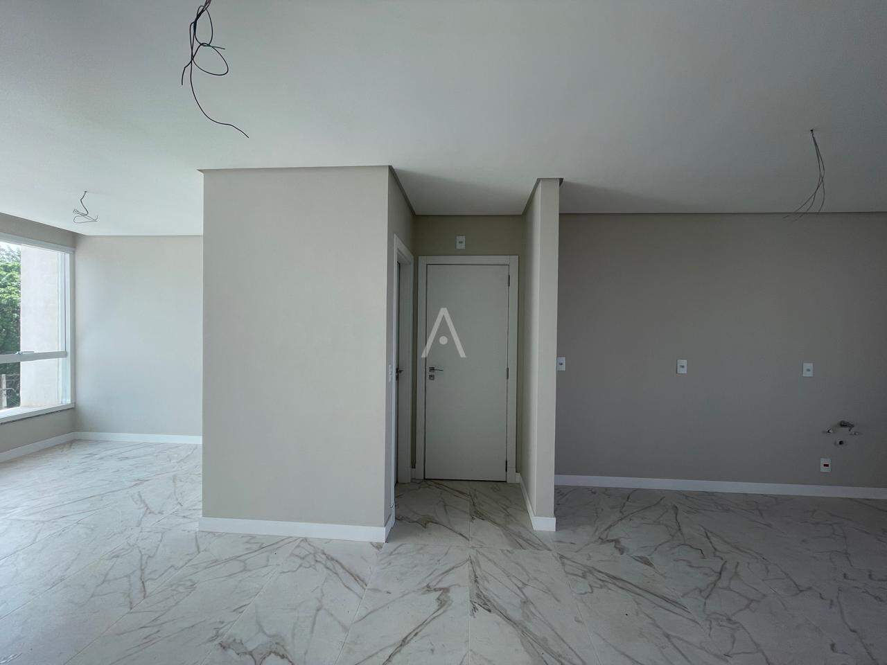 Apartamento para à venda no Bairro COUNTRY em CASCAVEL: lavabo - entrada principal