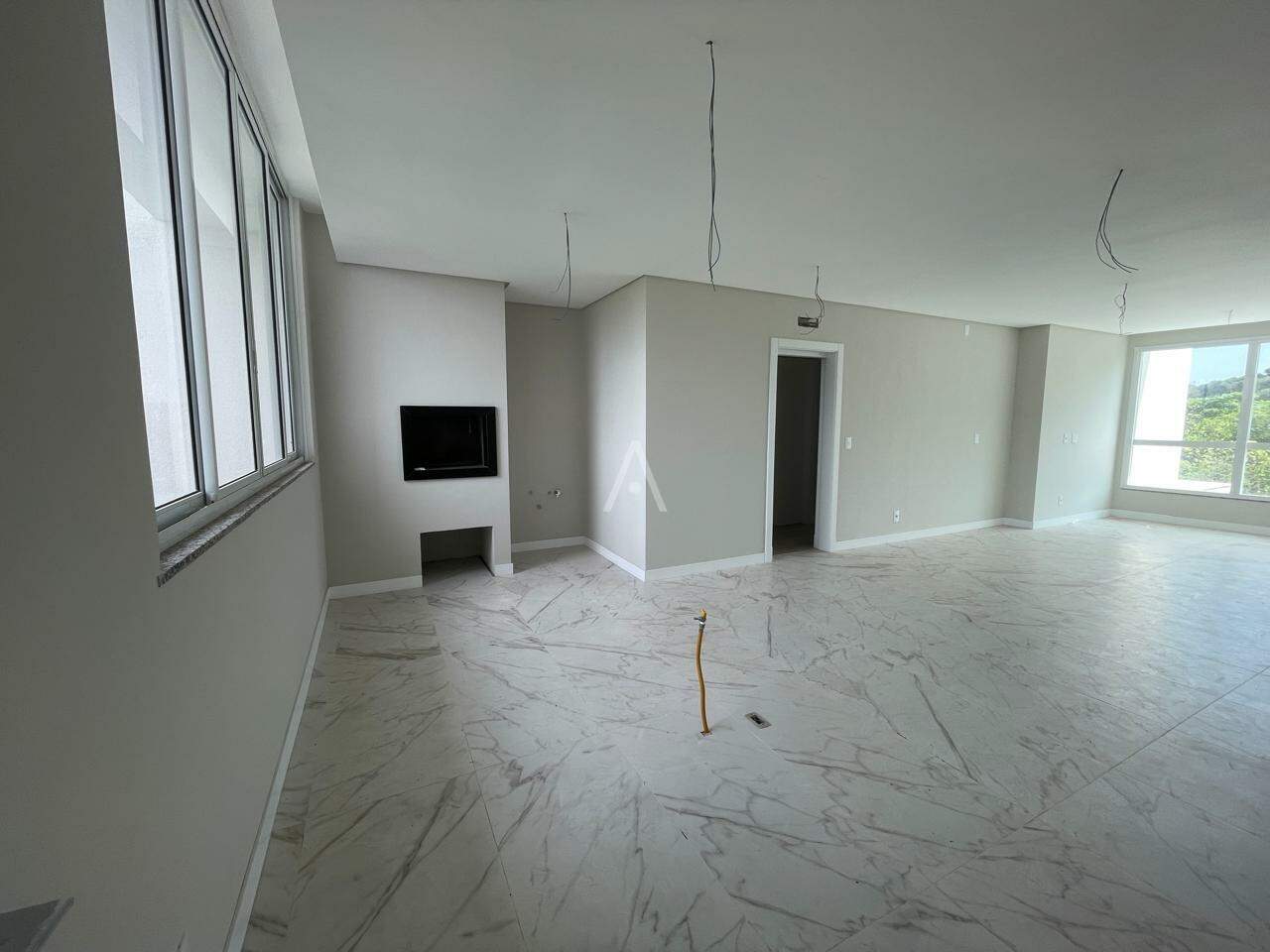 Apartamento para à venda no Bairro COUNTRY em CASCAVEL: Living -Área Gourmet