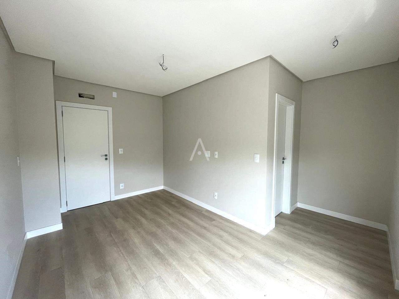 Apartamento para à venda no Bairro COUNTRY em CASCAVEL: Suíte 1