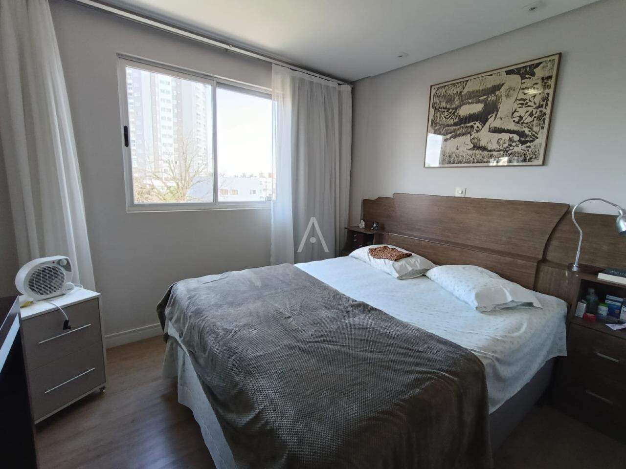Apartamento para à venda no Bairro SAO CRISTOVAO em CASCAVEL: