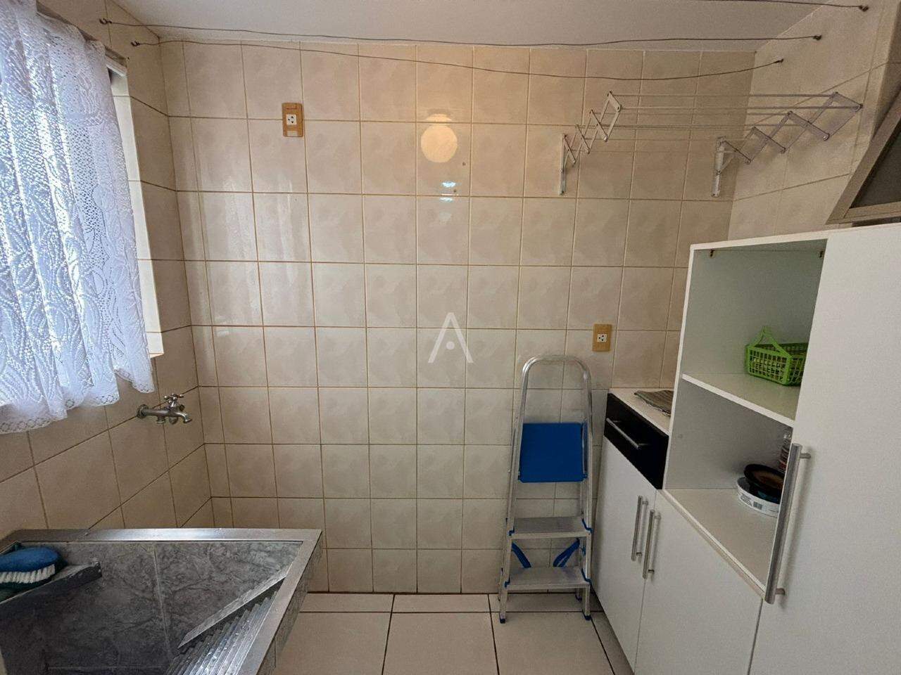 Apartamento para à venda no Bairro COUNTRY em CASCAVEL: 