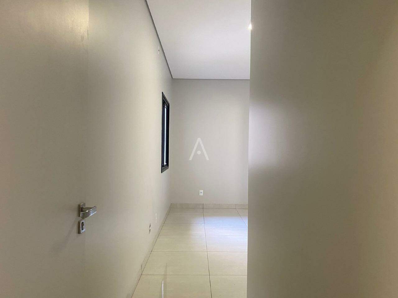 Casa Residencial para à venda no Bairro CENTRO em TOLEDO: 