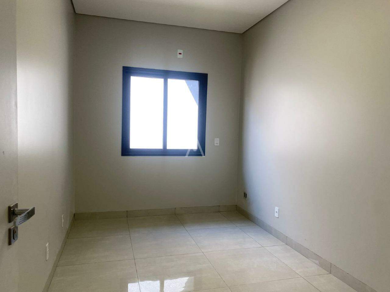 Casa Residencial para à venda no Bairro CENTRO em TOLEDO: 