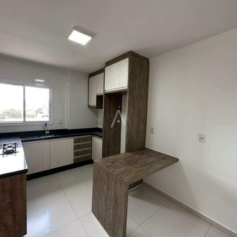 Apartamento para à venda no Bairro CENTRO em CASCAVEL: 